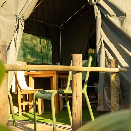 Tente de luxe Safari Glamping Portugal Flamingo Ventosa (Braga)